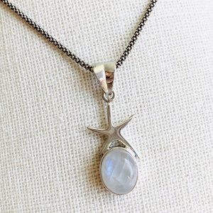 Sterling Silver & Moonstone Seastar Pendant